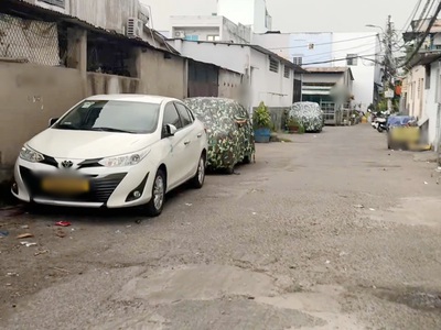 Nhà 2 tầng dt lớn 61,6m2 đường mễ cốc p15.q8 cũ. giá 2,95 tỷ tl 4