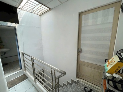 Nhà 2 tầng mặt tiền kinh doanh hồ thành biên p.chánh hưng. giá: 4.85 tỷ 1