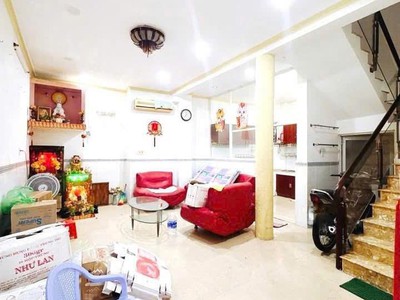 Quận 5 trung tâm sầm uất - nguyễn trãi   trần hưng đạo  10m ra hxh ngang nở hậu 7.5m xíu 5 tỷ 0