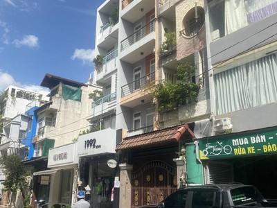 Góc 2 mặt tiền nguyễn biểu p. 2. quận 5 2