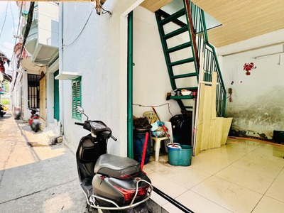 Căn góc 4.5 12.7m nở hậu l 5.2m mặt tiền ba đình p.chánh hưng  p10q8 1