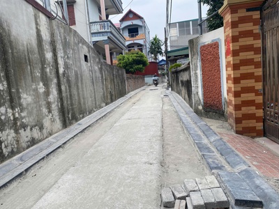 62 m  trung tâm khê nữ ô tô thông đối diện trường gần chợ kết nối ql3   võ nguyên giáp nhỉnh 4tỷ 2