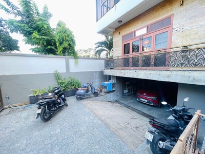 Bán gấp nhà 5 lầu có hầm t.máy ngang 18m 450m2 hẻm 10m kha vạn cân gần chợ thủ đức 35 tỷ. 2