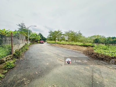 Siêu phẩm, lô góc 88m2 đẹp nhất đồng trạng, hoà lạc. gần fpt, đhqg. rẻ hơn lô thường. chỉ hơn 3 tỷ 3