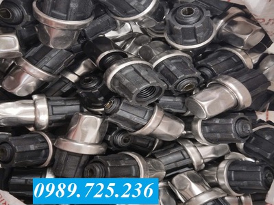 Xưởng cơ khí Hà Thành chuyên sản xuất chân tăng chỉnh 1