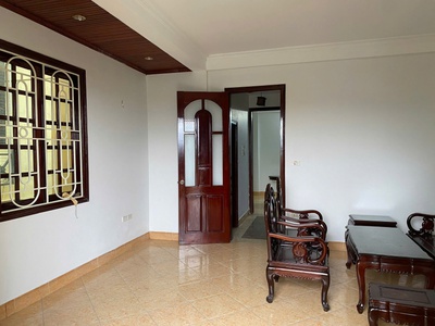 Cho thuê nhà nguyên căn ngõ 102 hoàng đạo thành 40m  x 5 tầng, 5pn, 3wc, 15 triệu 1