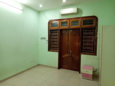 Cc cần cho thuê nhà ngõ nguyễn khang, 30m2 x 4 tầng, 3 ngủ, 12 triệu 1