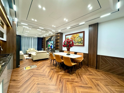 Nhà đẹp ngọc lâm, 60m x 7tầng, lô góc, thang máy, gara ôtô, kinh doanh, full nội thất 2