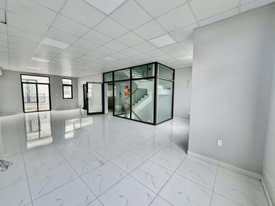 Cho thuê sàn văn phòng 80m2 giá chỉ 8tr tại Vinhomes Marina 2