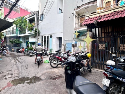 Bán nhà đ.tôn đản- ngang nở hậu tài lộc- trước nhà rộng 8m- giao thương với tôn thất thuyêt và 4