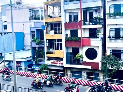 Bán mt kinh doanh đ.khánh hội- chỉ 6.6t thôi- giao thương giữa tôn thất thuyết và bến vân đồn- gần 4