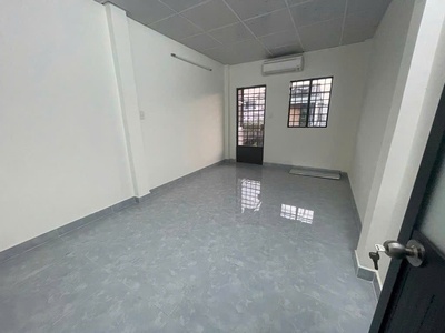 Nhà 2 tầng  mặt tiền chương dương - kha vạn cân- f linh chiểu 3