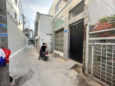 Tin thật 100  bán tòa chdv 140m2  5,2 x 26m  x 18p tại nguyễn hữu tiến - dt 900 triệu   7,5/ năm 1