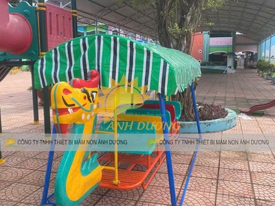 Xích đu thuyền rồng mầm non, xích đu 3 dạng 8 chỗ ngồi 1