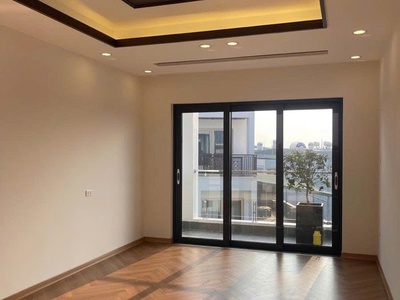 Bán nhà nguyễn văn linh 82m 6 tầng mt4m thang máy ô tô tránh 17 tỷ 0