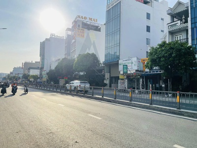 Bán nhà mặt tiền tây thạnh - gần lê trọng tấn, 4,4x24m, 2 tầng cũ, hđt 18 triệu, 14,5 tỷ. 1