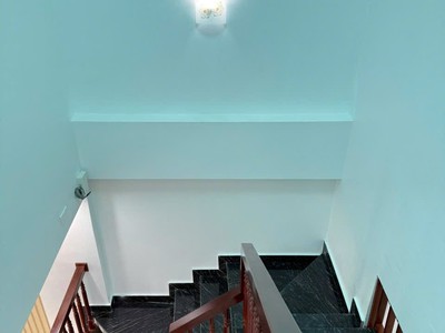 Bán căn nhà 2 tầng ngõ phố Lê Viết Hưng, ph Ngọc Châu, TP HD, 51m2, mt 4m, 3 ngủ, 2vs 4
