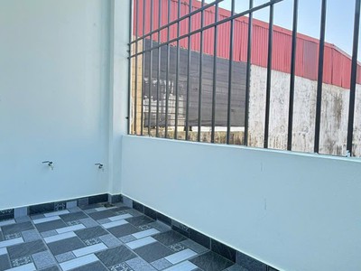 Bán căn nhà 2 tầng ngõ phố Lê Viết Hưng, ph Ngọc Châu, TP HD, 51m2, mt 4m, 3 ngủ, 2vs 10