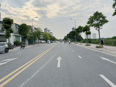 Đất Vàng Cự Khối: 120,1m2 2 Mặt Tiền 25m   13m - Vị Trí Kim Cương Xây Tòa Văn Phòng, Showroom 1