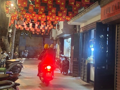 Siêu phẩm quỳnh mai bán nhà tập thể tầng 1 long lanh 110M ô tô tránh kinh doanh hai bà trưng 4