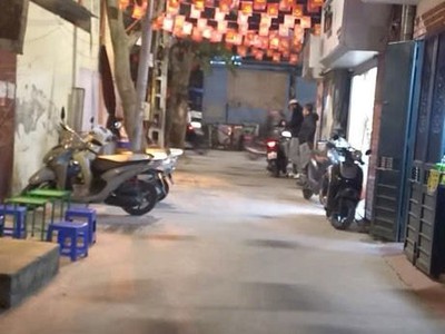 Siêu phẩm quỳnh mai bán nhà tập thể tầng 1 long lanh 110M ô tô tránh kinh doanh hai bà trưng 1