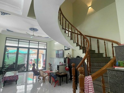 Nhà 3 tầng gần biển Vĩnh Hoà, phường Bắc Nha Trang GIÁ CHỈ 6 TỶ 9