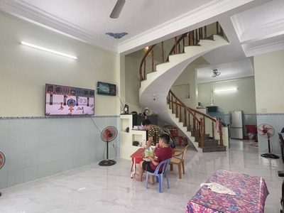 Nhà 3 tầng phường Vĩnh Hoà, Bắc Nha Trang GIÁ CHỈ 6 TỶ 5