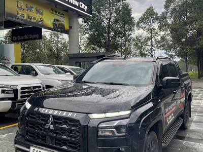 Chính chủ bán xe Misubishi Triton sản xuất năm 2024 std 1