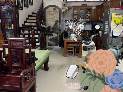 Nhà gần phố Chùa Láng 42m2 x 5T 10m ra ô tô sát phố ngõ thông hơn 10 tỷ 0