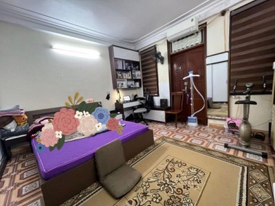 Nhà gần phố Chùa Láng 42m2 x 5T 10m ra ô tô sát phố ngõ thông hơn 10 tỷ 2