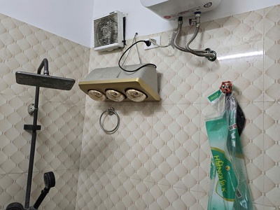 Cho thuê nhà 2T ở Yên Nghĩa, đủ đồ đạc, mang quần áo đến ở luôn. 1