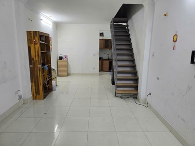 Cho thuê nhà 2T ở Yên Nghĩa, đủ đồ đạc, mang quần áo đến ở luôn. 3