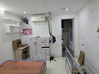 Cho thuê nhà 2T ở Yên Nghĩa, đủ đồ đạc, mang quần áo đến ở luôn. 6