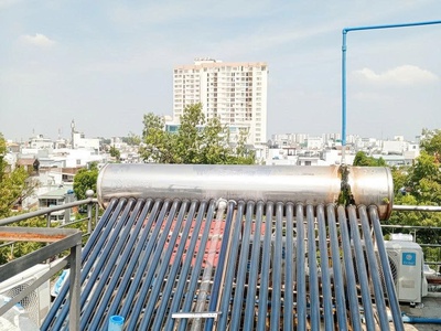 Nhà chdv trung tâm p5 tân bình, gần cmt8, hẻm xe hơi 6m, 5 tầng 4