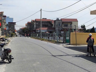 Chính chủ cần tài chính xử lý công việc bán gấp đất lô góc mặt nhựa lớn khu kinh tế ninh cơ 1