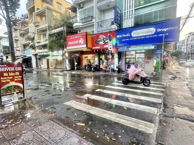 Mặt tiền kinh doanh ngô quyền quận 10 chưa qua đầu tư 45m-2tầng chỉ 15ty8 tl 3