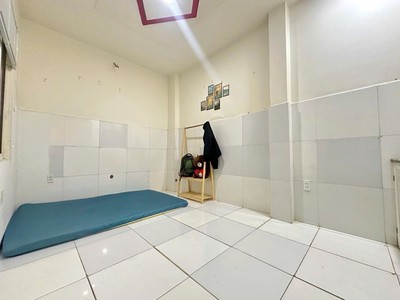 Hẻm 5m xe hơi ngủ nhà - quang trung - 4 tầng 10 phòng trọ 4x18- -giá 8 tỷ 4