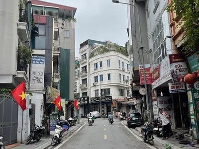 Siêu hiếm, bán nhà mặt phố đốc ngữ, diện tích lớn, kinh doanh đẹp, chỉ 25 tỷ 0