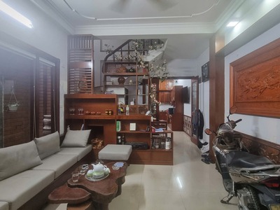 Bán gấp nhà phố khương trung- 41m 5 tầng 5mmt- ô tô vào nhà-gần hồ-kinh doanh. 12,6 tỷ 0