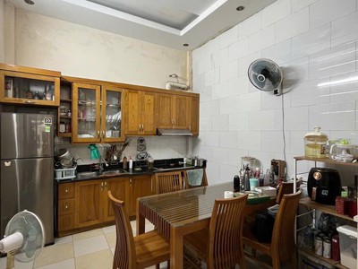 Bán gấp nhà đẹp phố khương đình- 47m 4 tầng- ngõ thông- kinh doanh. hơn 8 tỷ 1