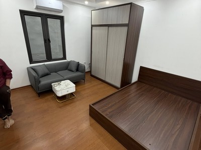 Bán gấp nhà đẹp phố đại từ- 41/65m 5 tầng- gần hồ linh đàm, trường, chợ. nhỉnh 9 tỷ 2