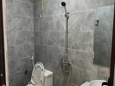 Bán gấp nhà đẹp phố đại từ- 41/65m 5 tầng- gần hồ linh đàm, trường, chợ. nhỉnh 9 tỷ 4