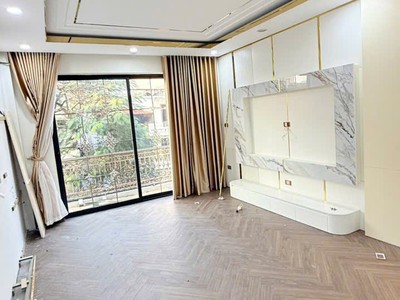 Chỉ 2x tỷ nhà 55m2 7t phố ngọc lâm, ô tô tránh, kinh doanh, full nội thất 3