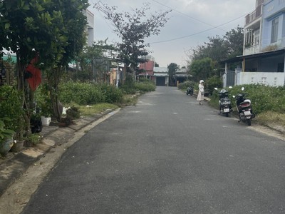 Bán đất bùi bỉnh uyên 100m  gần ubnd hòa hải giá 4.8 tỷ ngũ hành sơn 0