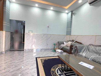 Bán nhà bình chiểu gần nhà thờ khiết tâm 136m xe hơi ngủ trong sân giá 3.5 tỷ 1