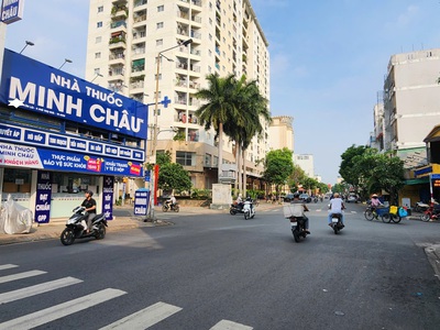 Cho thuê nhà mặt tiền vườn lài q.tân phú 43m - cạnh ngã tư, chung cư- 18triệu 2