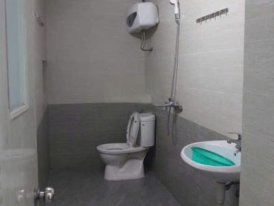 Cho thuê nhà tt ngõ tân mai, 55m2, tầng 1, 6.5 triệu 1