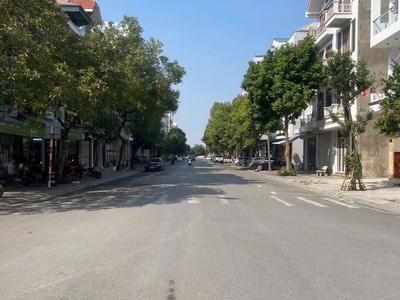 Chính chủ gửi bán lô góc mặt phố Phạm Ngọc Khánh KĐT phía Đông Nam Cường TPHD 2