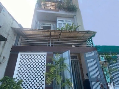 Nhà 3 tầng - 4 pn - hẻm ôtô - sát hoàng diệu 2 - đh ngân hàng 0