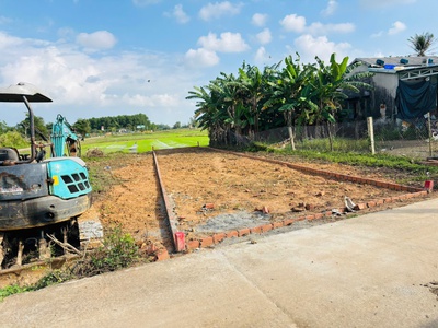 Mặt tiền trục chính đông phú 2 gần ql14b 0